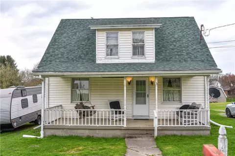 537 Meadow St, Worthington, PA 16262