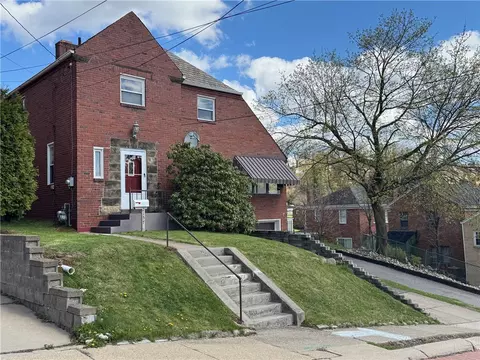 2157 Walton, Pittsburgh, PA 15210