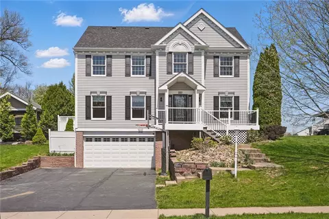 223 Crimson Dr, Pittsburgh, PA 15237