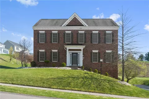 3003 Chimney Rock Ct, Coraopolis, PA 15108