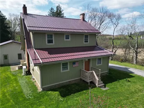 710 Herman Rd, Butler, PA 16002