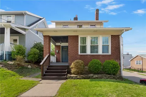 376 College Ave, Oakmont, PA 15139