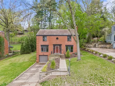 45 Woodland Dr, Pittsburgh, PA 15228