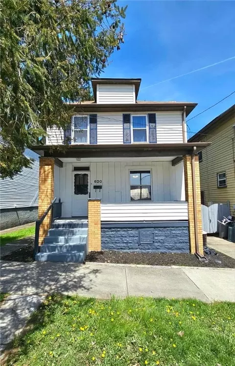 620 24th St, Beaver Falls, PA 15010