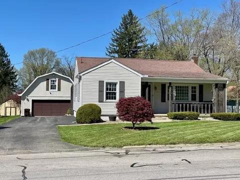 250 W North St, Mercer, PA 16137