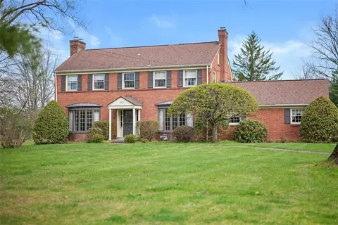 112 Yorkshire Dr, Pittsburgh, PA 15238
