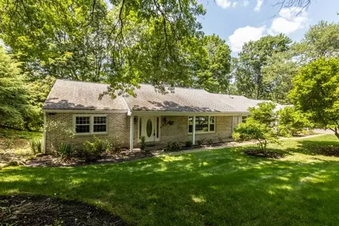7 Newgate Rd, Pittsburgh, PA 15202