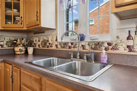 14199 Hiland Pl, Irwin, PA 15642 photo 7