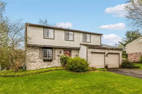 2577 Siesta Dr, Pittsburgh, PA 15241