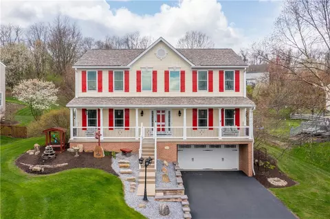 7008 Highland Creek Dr, Bridgeville, PA 15017