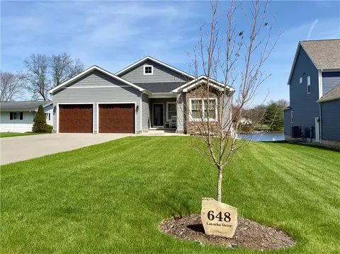 648 Latonka Dr, Mercer, PA 16137