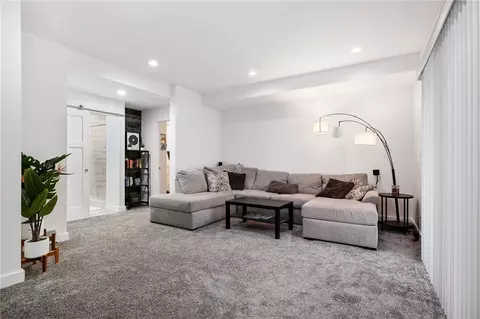 Living - 3960 Parkview Ln, Allison Park, PA 15101 photo 1 of 1