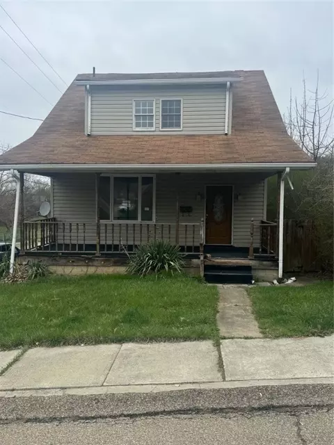 1501 Stewart St, New Kensington, PA 15068