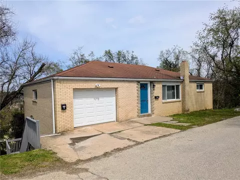 300 Thompson Ave, Clairton, PA 15025