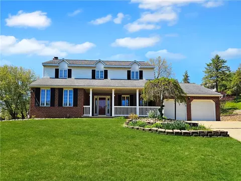 261 Annuity Dr, Washington, PA 15301