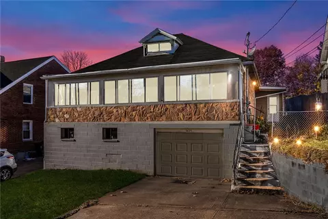 2625 Reiter Rd, Pittsburgh, PA 15235