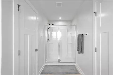Entry Way - 234 Regency Dr, Eighty Four, PA 15330 photo 5 of 5