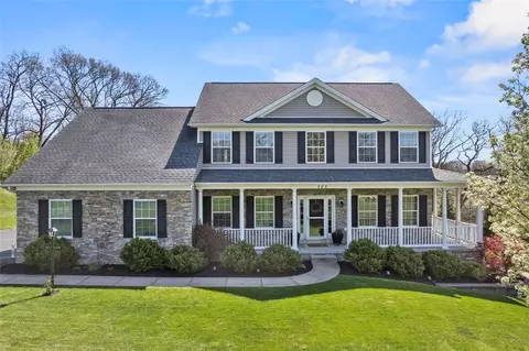 107 Seaton Crest Dr, Mars, PA 16046