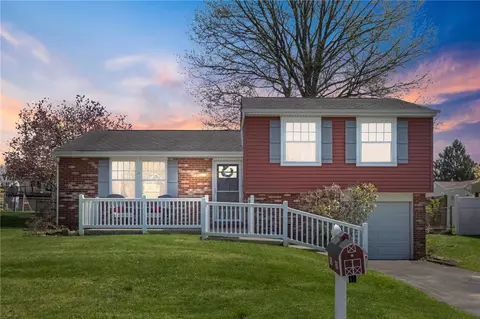 736 N Gross St, Conway, PA 15027