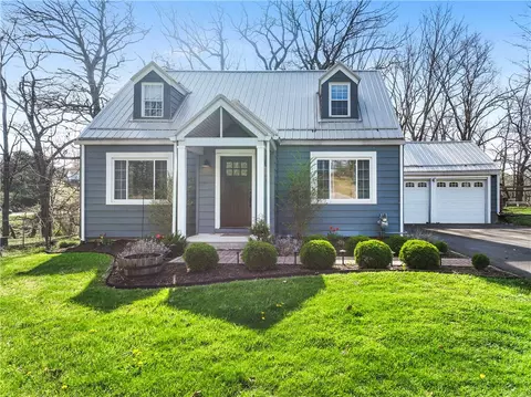 134 Braden School Rd, Beaver Falls, PA 15010