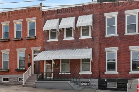 3640 Mintwood St, Pittsburgh, PA 15201