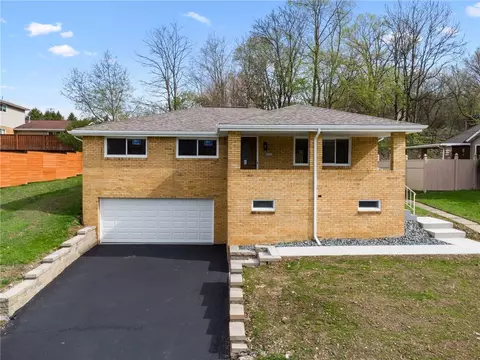 13689 Lincoln Way, Irwin, PA 15642