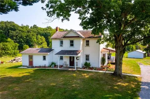 337 Echo Valley Rd, New Galilee, PA 16141