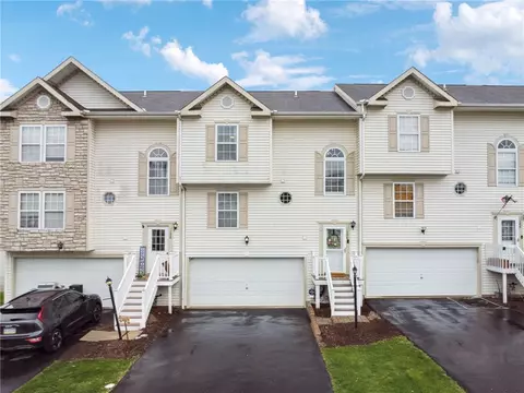 106 Manorview Dr, Manor, PA 15665