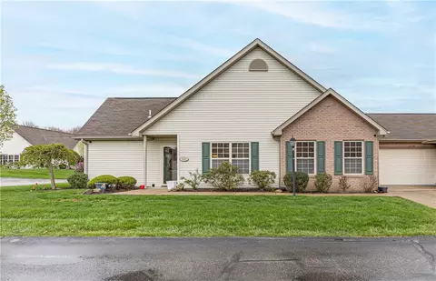 1089 Timberwood Dr, Beaver Falls, PA 15010