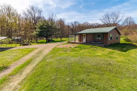 2939 Perry Hwy, Hadley, PA 16130