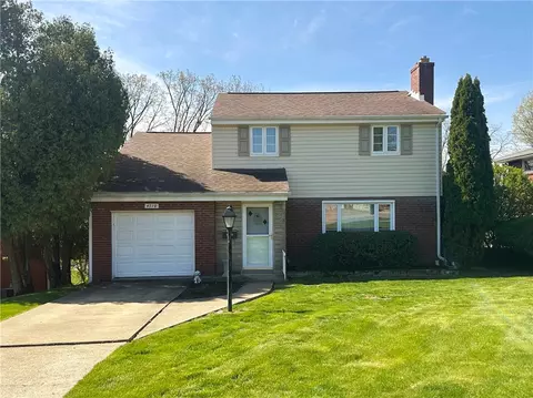 4710 Doverdell Dr, Pittsburgh, PA 15236