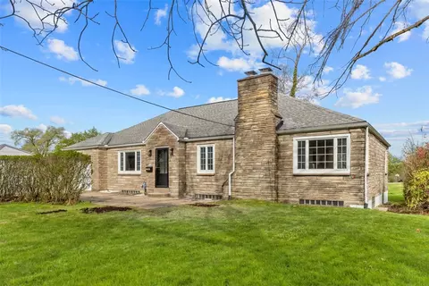 1009 Fidelity Dr, Pittsburgh, PA 15236