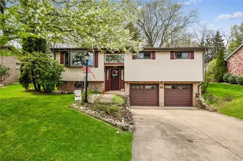 4103 Stratford Dr, Irwin, PA 15642