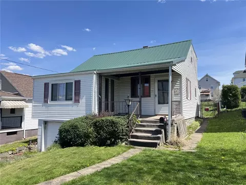 201 Clarendon Ave, Uniontown, PA 15401