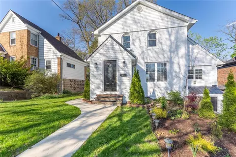 473 Carnegie Dr, Pittsburgh, PA 15243