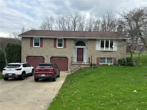 112 Jenny Lynn Dr, Aliquippa, PA 15001