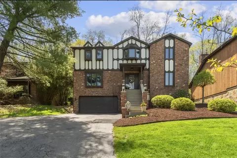 1573 Wilson Rd, Pittsburgh, PA 15236