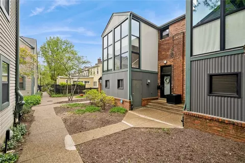 1720 Wharton St, Pittsburgh, PA 15203