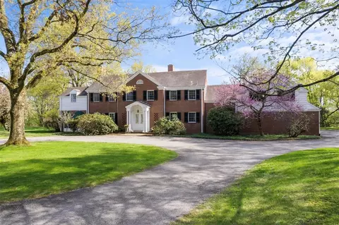 251 Fairview Rd, Pittsburgh, PA 15238