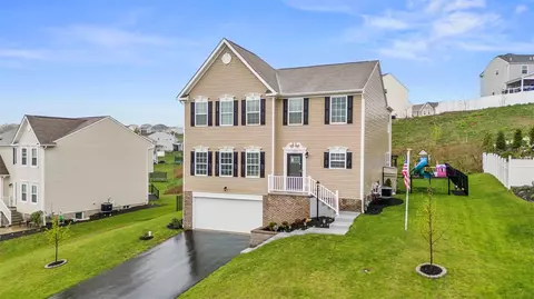 1064 Livorno Dr, Oakdale, PA 15071