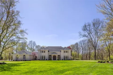 118 Lakeland Dr, Mars, PA 16046