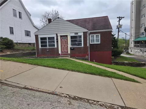 4013 Mcwhinney St, Homestead, PA 15120