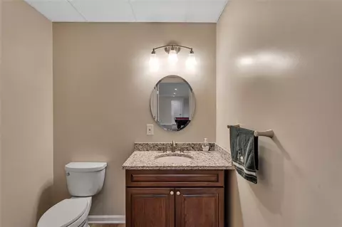 7020 Fair Oaks Dr, Export, PA 15632 photo 33