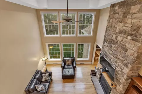 7020 Fair Oaks Dr, Export, PA 15632 photo 21