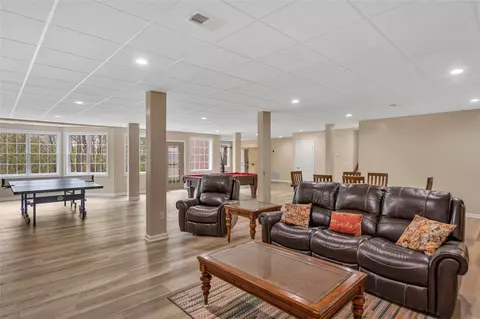 7020 Fair Oaks Dr, Export, PA 15632 photo 30