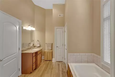 7020 Fair Oaks Dr, Export, PA 15632 photo 19