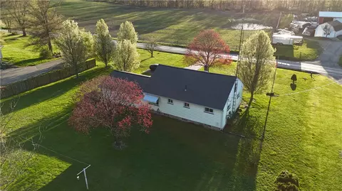 318 Hamburg Rd, Greenville, PA 16125