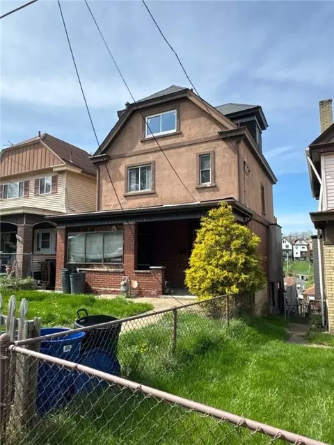 221 E Agnew Ave, Pittsburgh, PA 15210