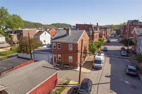 4415 Plummer St, Pittsburgh, PA 15201