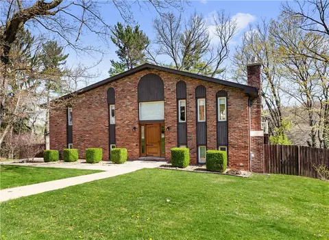 141 Terrace Ct, Trafford, PA 15085
